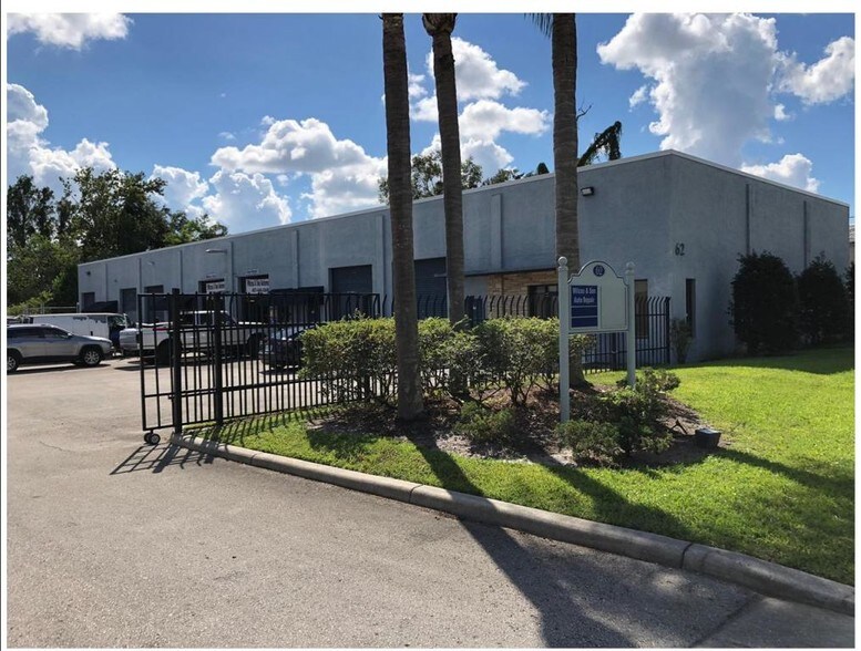 More Photos Of 54 W Illiana, Orlando Warehouse For Lease