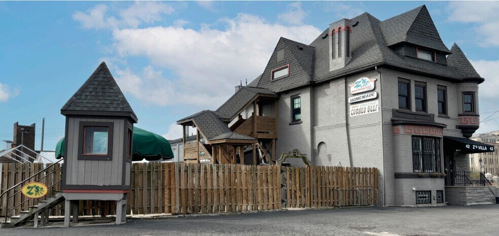 More Photos Of 42-62 Piquette St, Detroit Restaurant For Sale