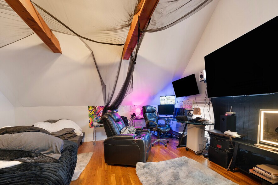 More Photos Of 186 Summit St, Pawtucket Apartments For Sale