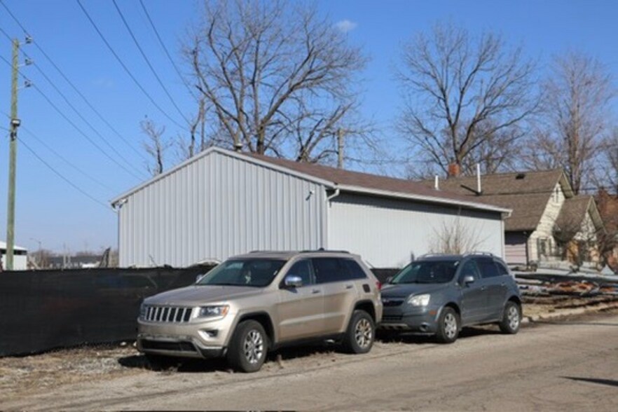 More Photos Of 3501 Massachusetts, Indianapolis Auto Salvage Facility For Sale
