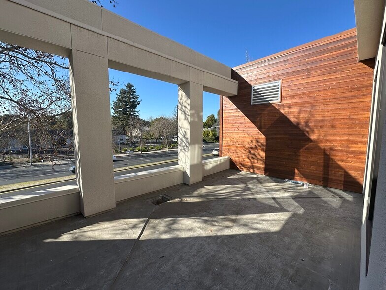 More Photos Of 4115 El Camino Real, Palo Alto Storefront Retail Office For Sale