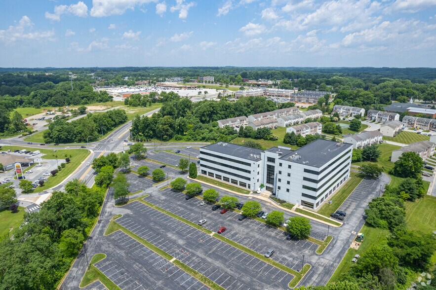 More Photos Of 4550 Linden Hill Rd, Wilmington Office For Lease