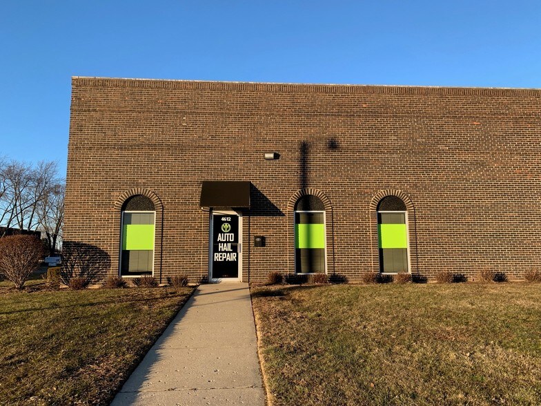 More Photos Of 3392-3430 Lonergan Dr, Rockford Manufacturing For Lease