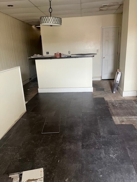 More Photos Of 3121 E Monument St, Baltimore Freestanding For Sale