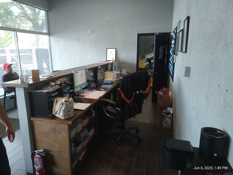 More Photos Of 1301 W Waters Ave, Tampa Auto Repair For Sale