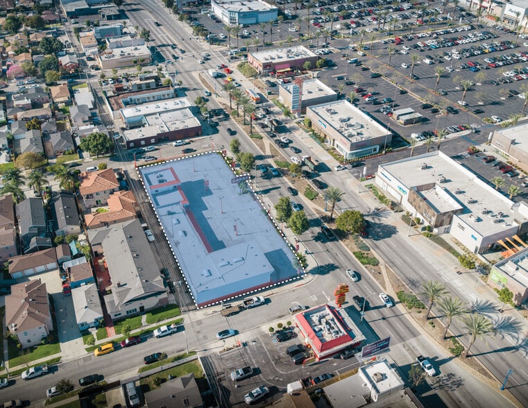 More Photos Of 4734 Firestone Blvd, South Gate Auto Dealership For Sale