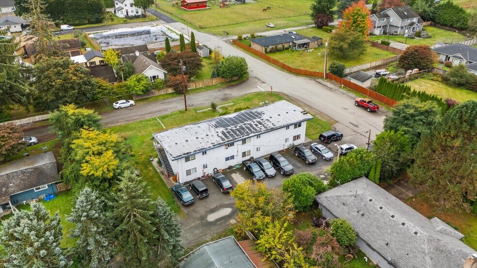 More Photos Of 31624 W Rutherford St, Carnation Apartments For Sale