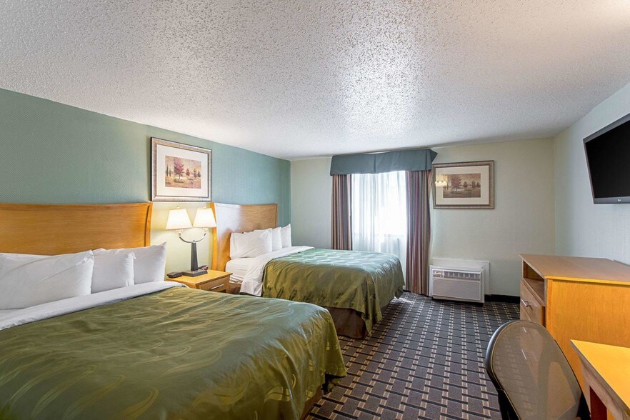 More Photos Of 3537 W Broadway, Council Bluffs Hotel For Sale