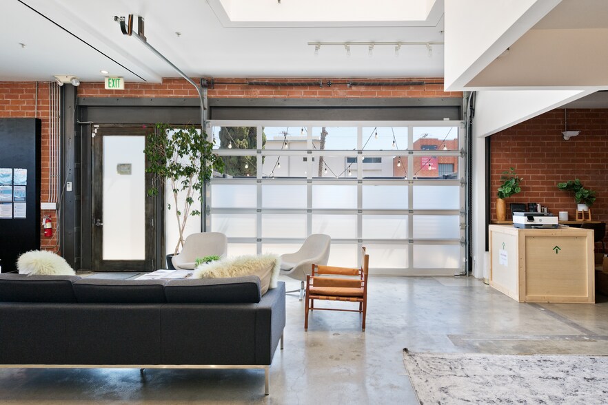 More Photos Of 1728 Olympic Blvd, Santa Monica Loft Creative Space For Lease