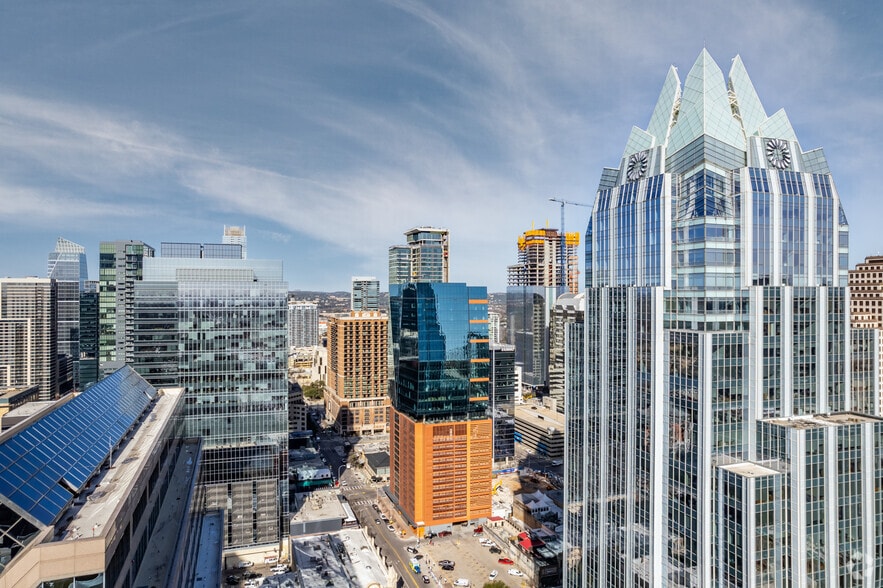More Photos Of 405 Colorado St, Austin Office For Lease