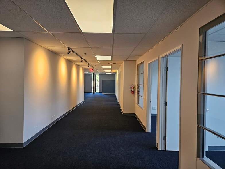 More Photos Of 1517 Fair Oaks Ave, South Pasadena Office For Lease