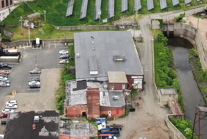 More Photos Of 26 Hadley Mill Rd, Holyoke Warehouse For Sale