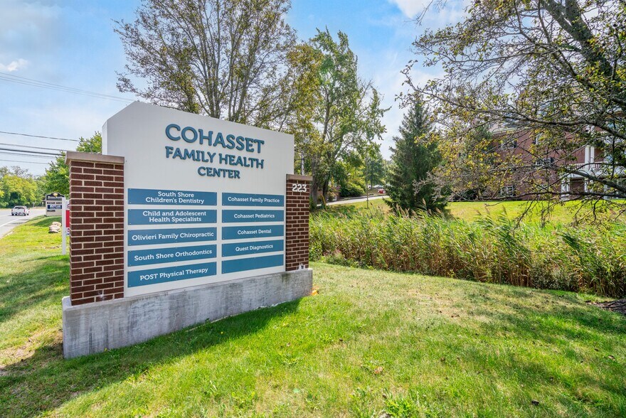 More Photos Of 223 Chief Justice Cushing Hwy, Cohasset Medical For Lease