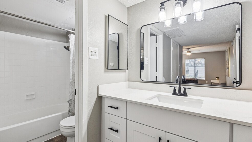 More Photos Of 11601 Audelia Rd, Dallas Apartments For Sale