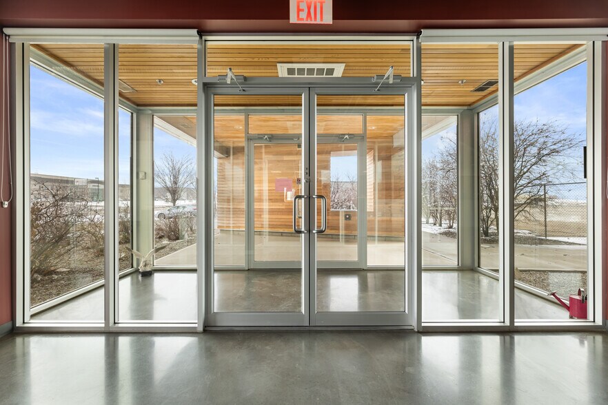 More Photos Of 261211 Wagon Wheel Way, Rocky View No 44 Light Manufacturing For Sale