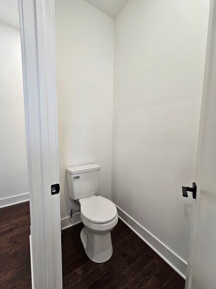 More Photos Of 6229 Cincinnati Brookville Rd, Okeana Storefront Retail Office For Sale