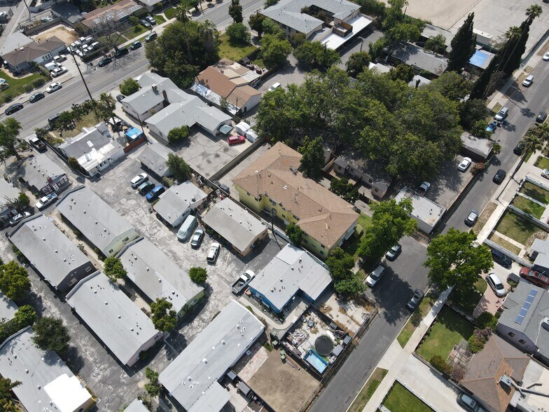 More Photos Of 6264 Willowcrest Ave, North Hollywood Apartments For Sale