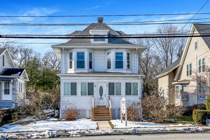 Primary Photo Of 1544 Bridge St, New Cumberland Office For Sale
