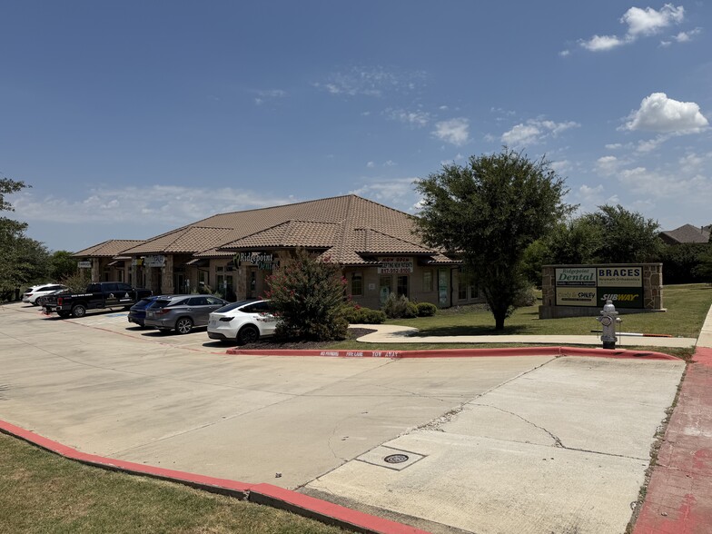 More Photos Of 151 Ridge Point Pky, Keller Freestanding For Lease