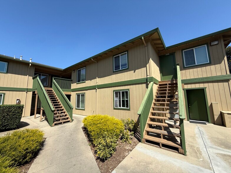 More Photos Of 83 Castro St, Salinas Apartments For Sale