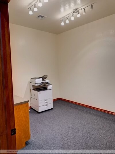 More Photos Of 2236 NW 164th St, Edmond Office For Lease
