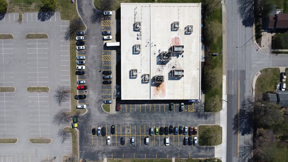 More Photos Of 9221 Quivira Rd, Overland Park Medical For Sale