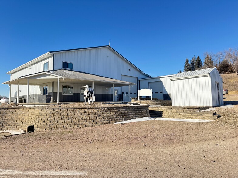 Primary Photo Of 1664 Ashley Ave, Larchwood Flex For Lease