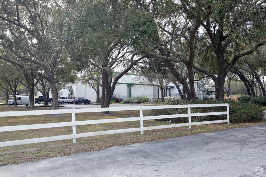 More Photos Of 1331 Gunn Hwy, Odessa Warehouse For Sale