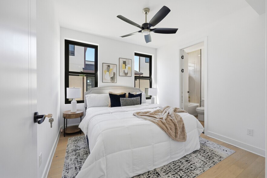 More Photos Of 2631 Kirby st, Dallas Multifamily For Sale