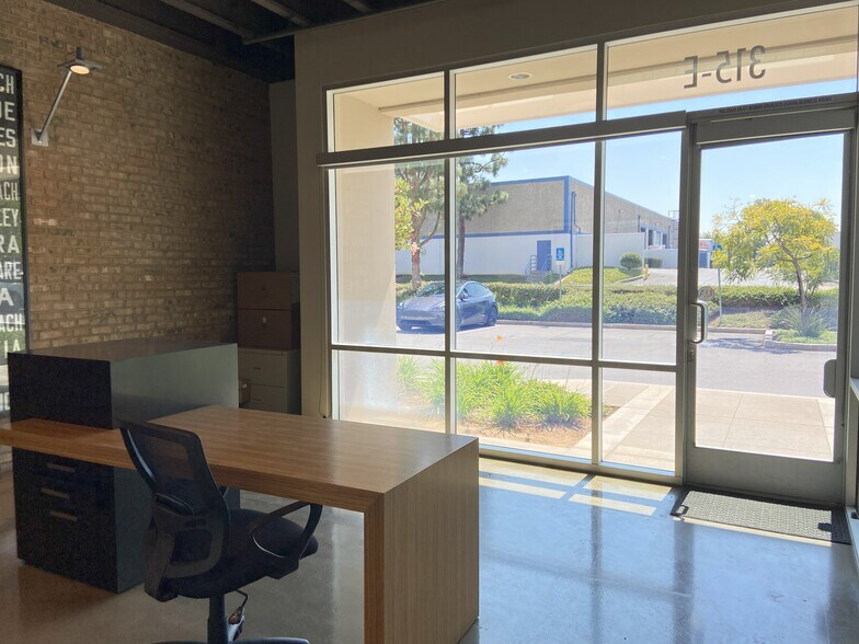 More Photos Of 315 N Puente St, Brea Research And Development For Lease