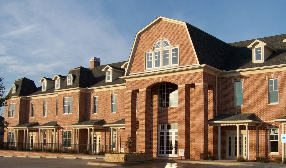 More Photos Of 1670 Keller Pky, Keller Loft Creative Space For Lease