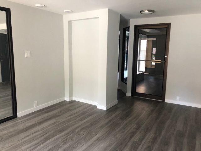 More Photos Of 6680 70th St, Middle Village Storefront Retail Residential For Lease