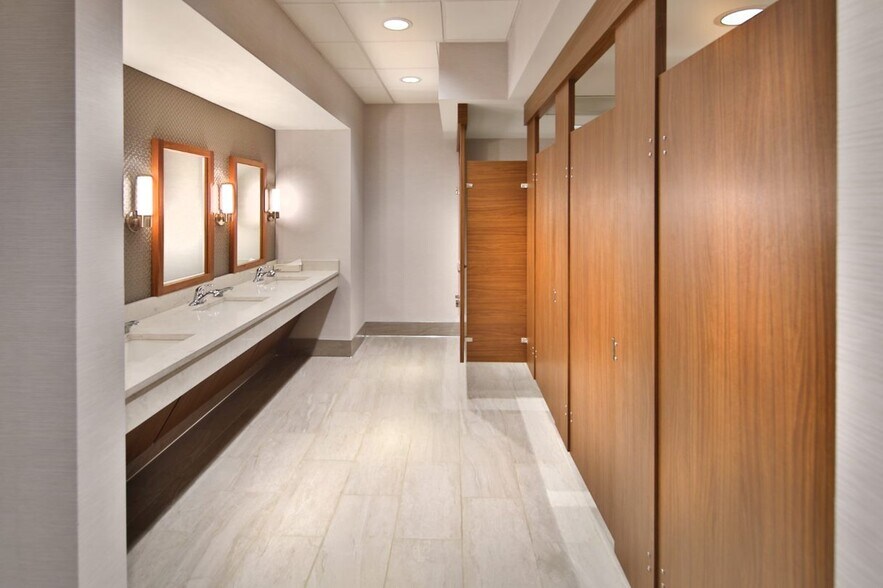 More Photos Of 2301 Rexwoods Dr, Raleigh Medical For Lease