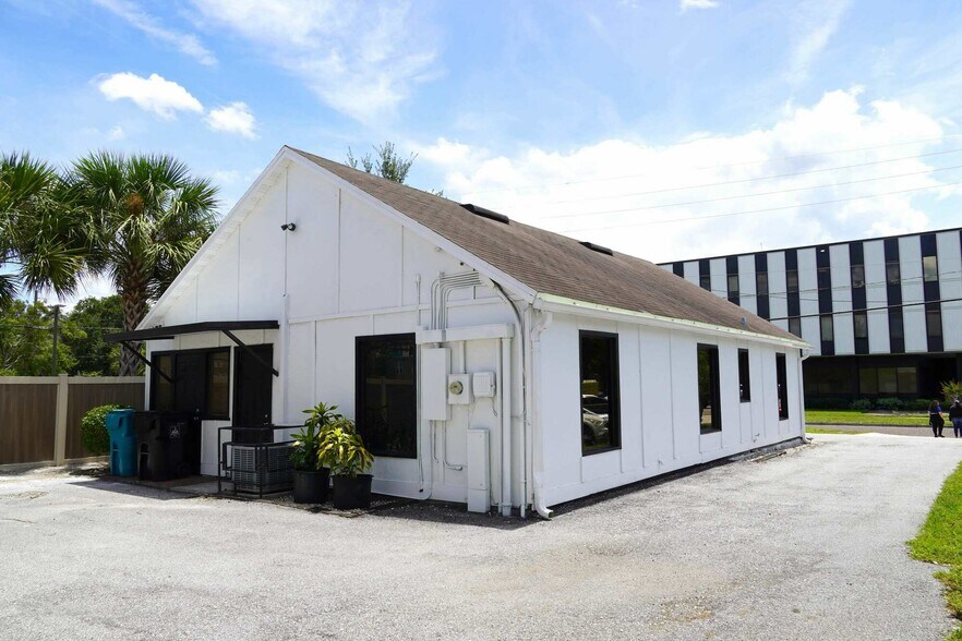 More Photos Of 1517 Hillcrest St, Orlando Office For Lease