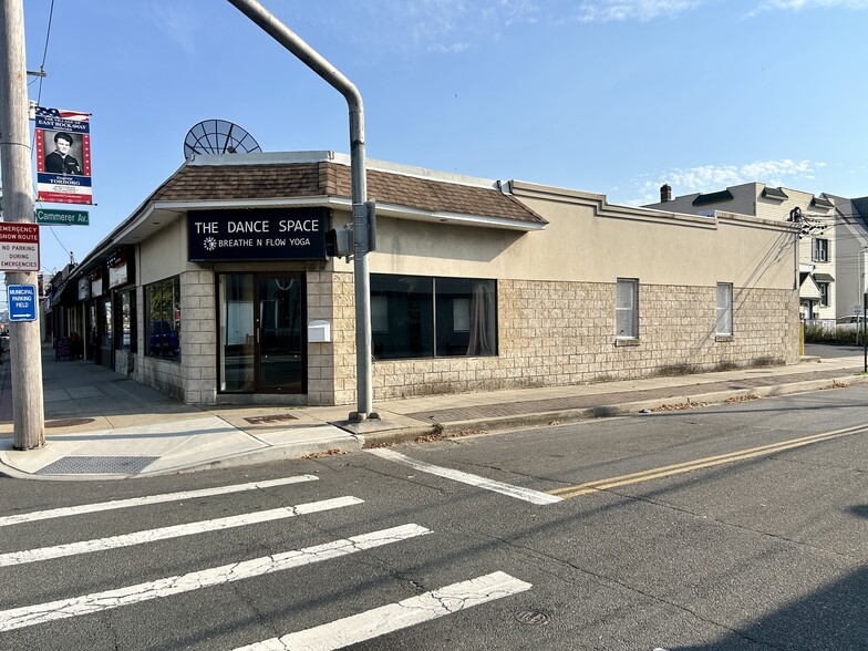 Primary Photo Of 41 Main St, East Rockaway Storefront Retail Office For Lease