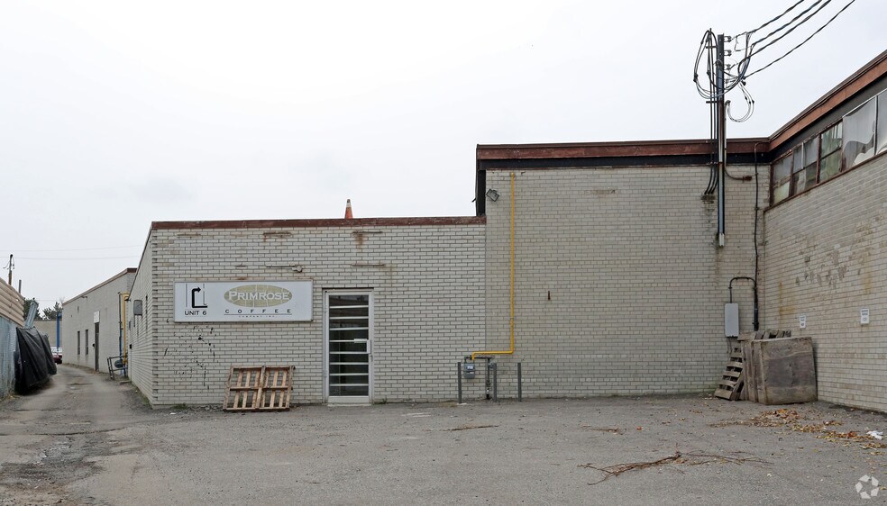 More Photos Of 51 Comstock Rd, Toronto Warehouse For Lease