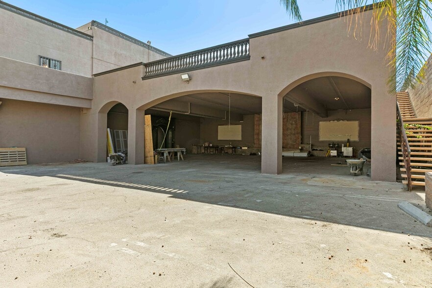 More Photos Of 13311 Sherman Way, North Hollywood Warehouse For Sale