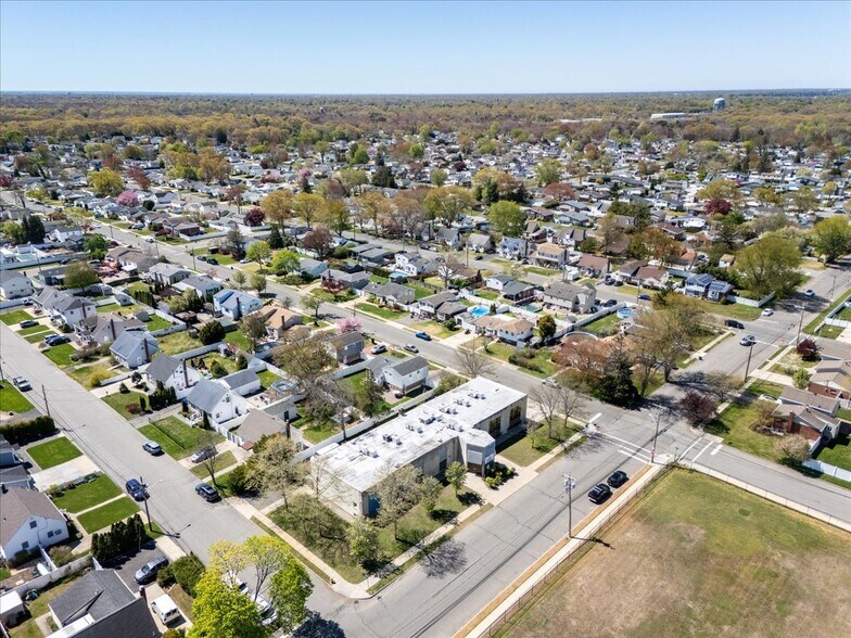 More Photos Of 330 Central Ave, Deer Park Religious Facility For Sale