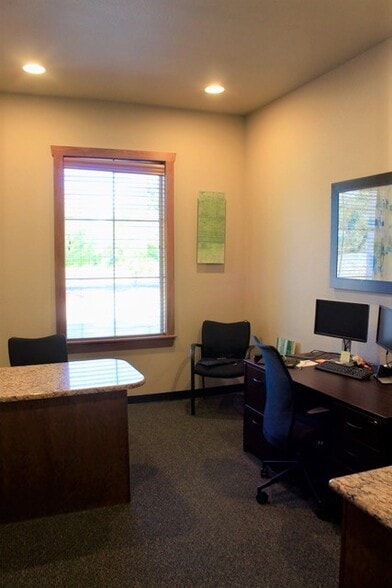 More Photos Of 12171 W Parmer Ln, Cedar Park Medical For Lease