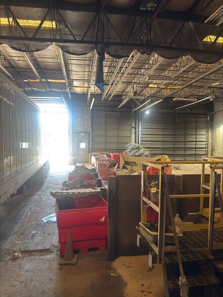 More Photos Of 232 W Pearl St, Jonesboro Industrial For Sale