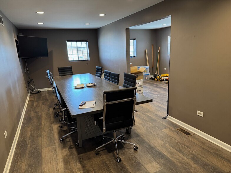 More Photos Of 2128 Gould Ct, Rockdale Warehouse For Sale