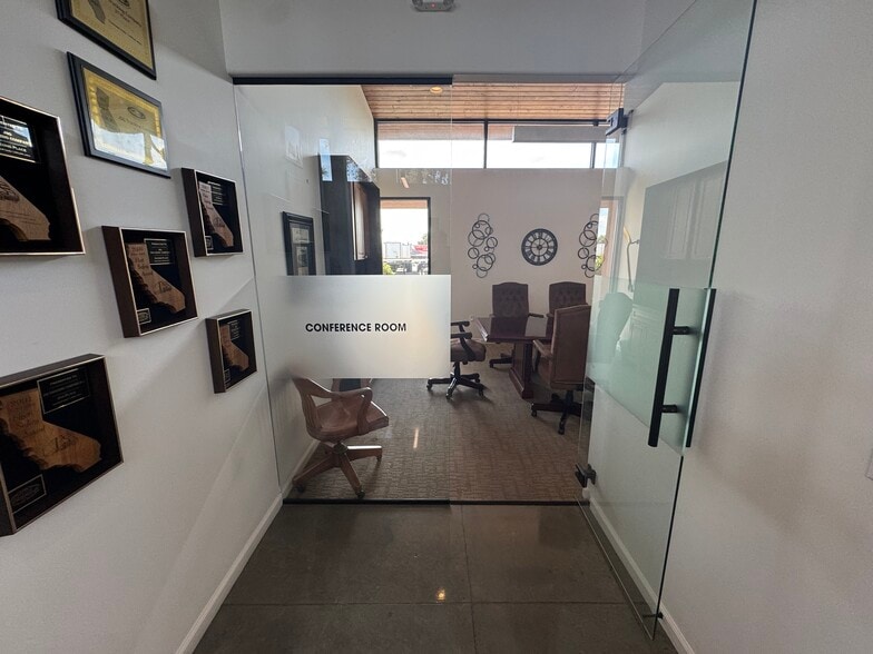 More Photos Of 19400 Frontage Rd, Acampo Office For Lease