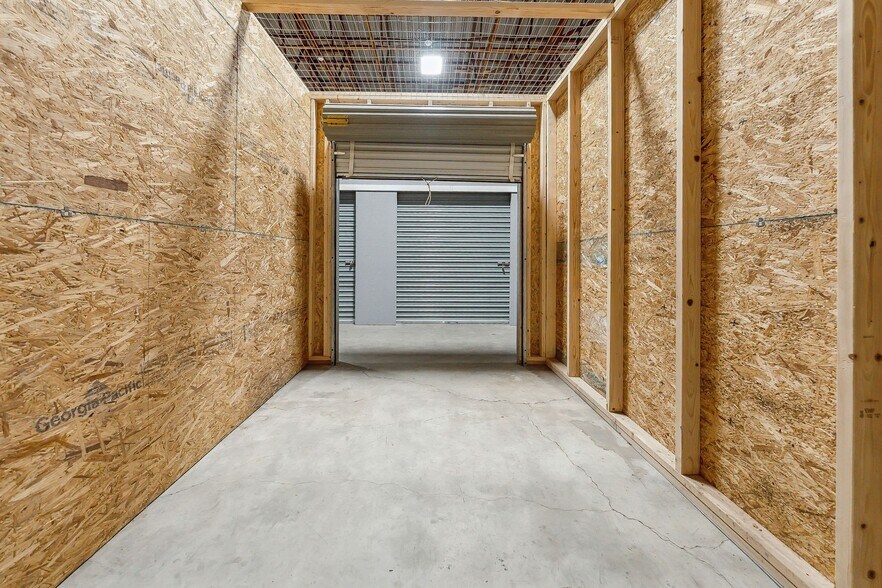 More Photos Of 14 North St, Oneonta Self Storage For Sale