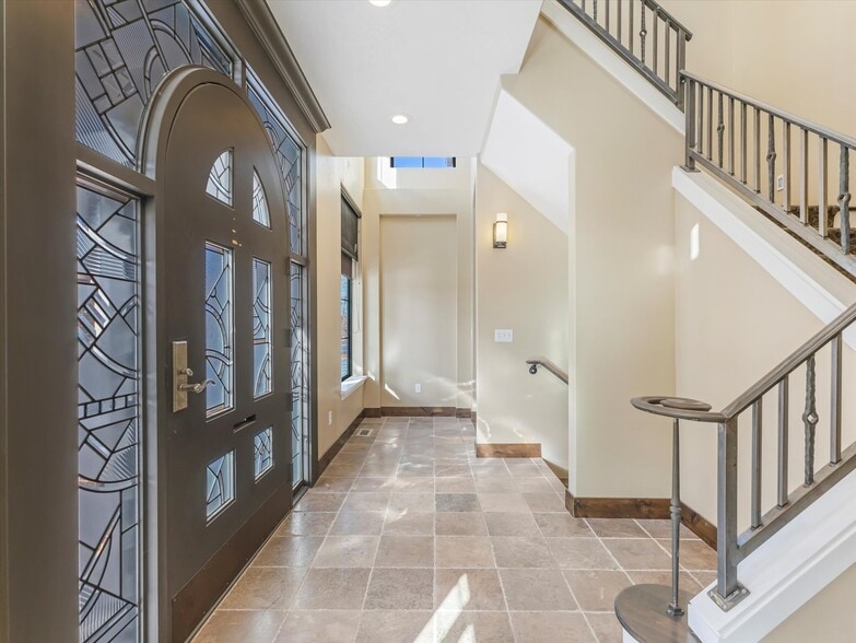 More Photos Of 485 S 100 E, Bountiful Office Residential For Sale