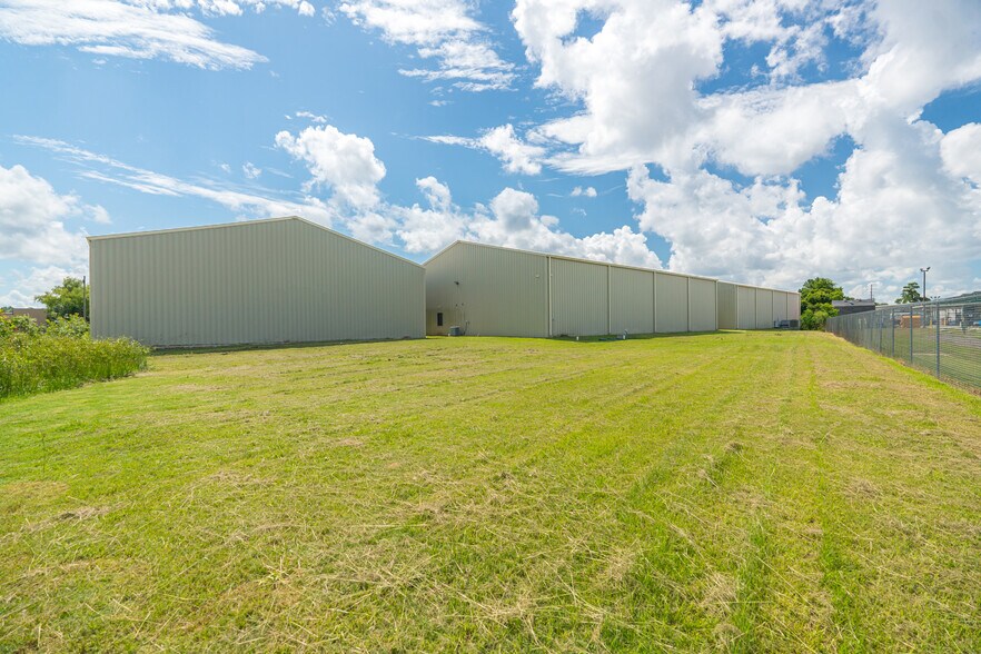 More Photos Of 8601 Fawn Trl, Conroe Warehouse For Sale