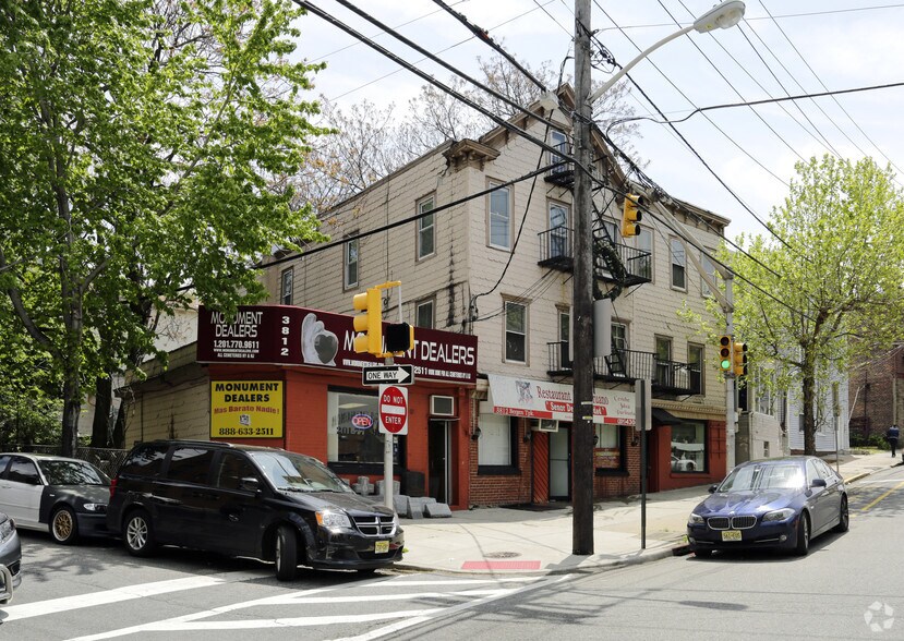 Primary Photo Of 3810-3814 32nd St, Union City Restaurant For Sale