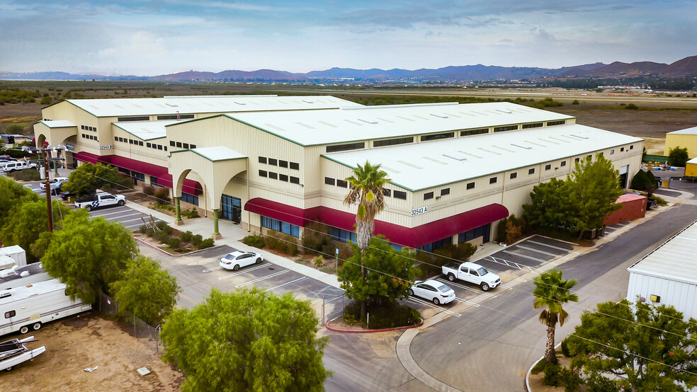 Primary Photo Of 32543 Corydon Rd, Lake Elsinore Warehouse For Lease