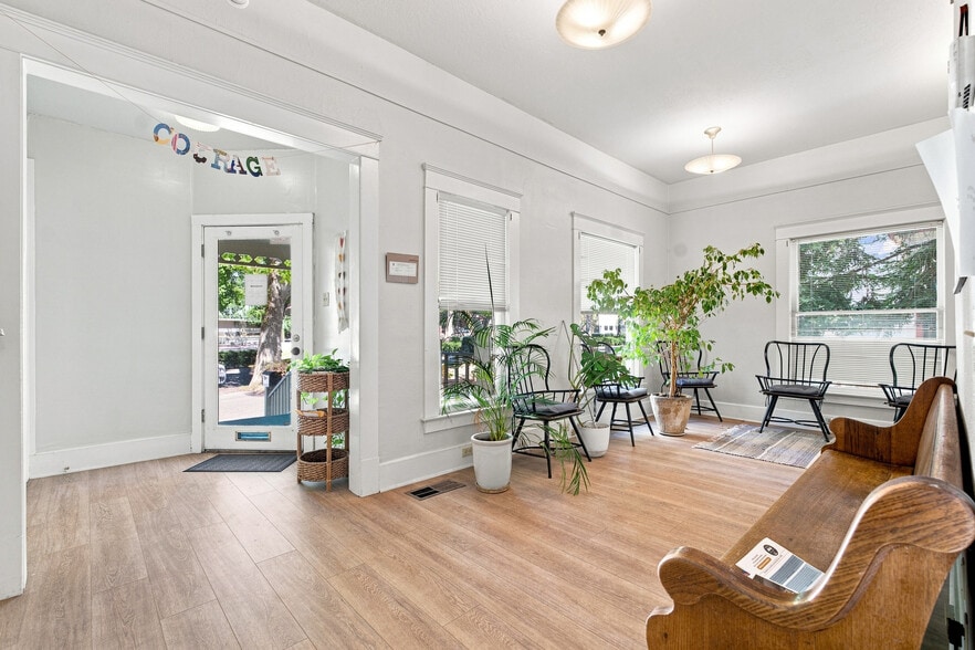 More Photos Of 1361 Esplanade Rd, Chico Office For Sale