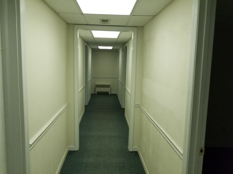 More Photos Of 318 S South St, Gastonia Office For Lease