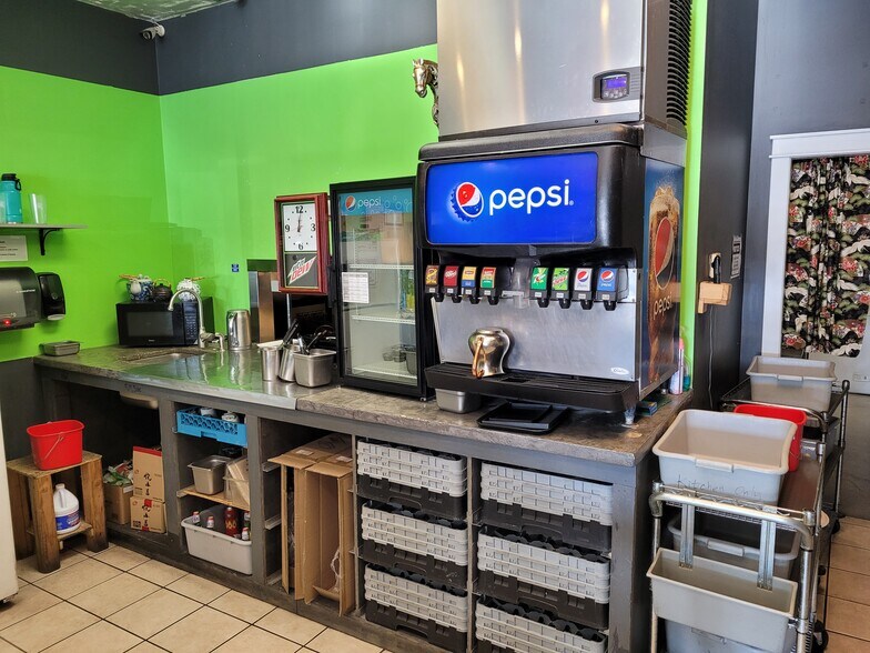 More Photos Of 475 N 2nd E, Rexburg Unknown For Lease